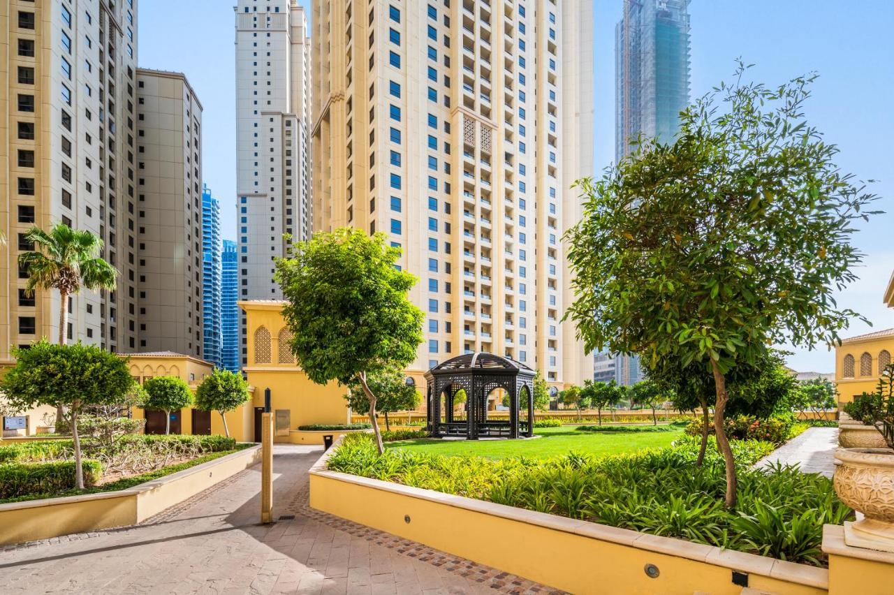 Lovely 2-Bed Condo In Jbr - 5 Mins From Beach - Palm View! Dubai Exterior foto